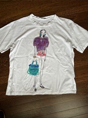 Graphic T Shirt with appliqué